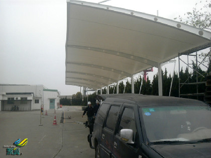 組裝膜結構車棚免動火更安全，組裝膜結構車棚免動火造型