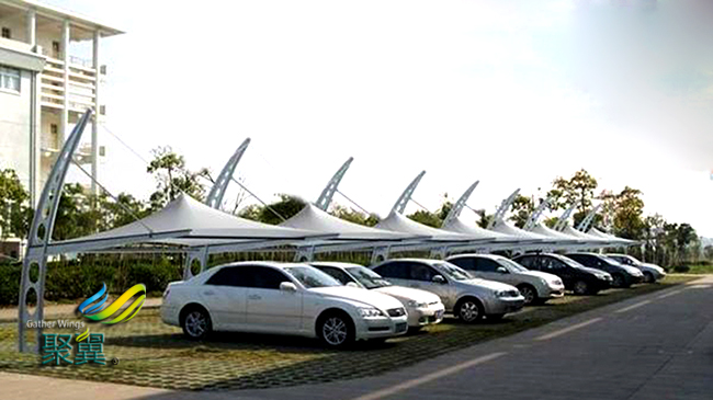  膜結(jié)構(gòu)車棚的發(fā)展趨勢及膜結(jié)構(gòu)車棚堅(jiān)固耐用