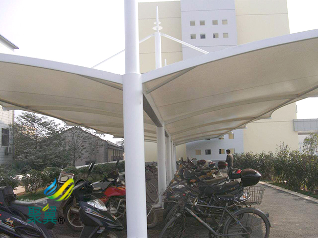 膜結構車棚優點講解|膜結構車棚新型建筑風格